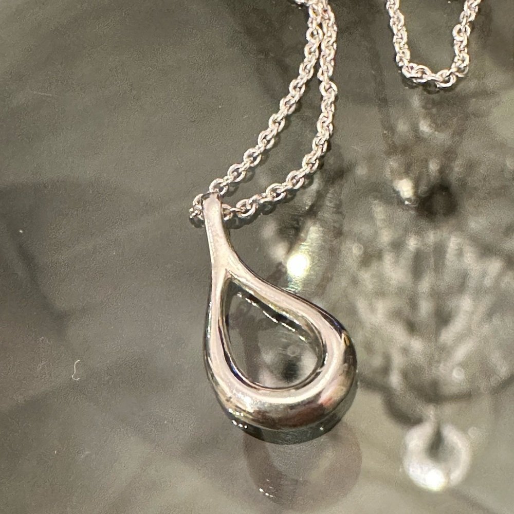 Authentic Tiffany & Co. Silver Open Teardrop Necklace - Picture 13 of 16